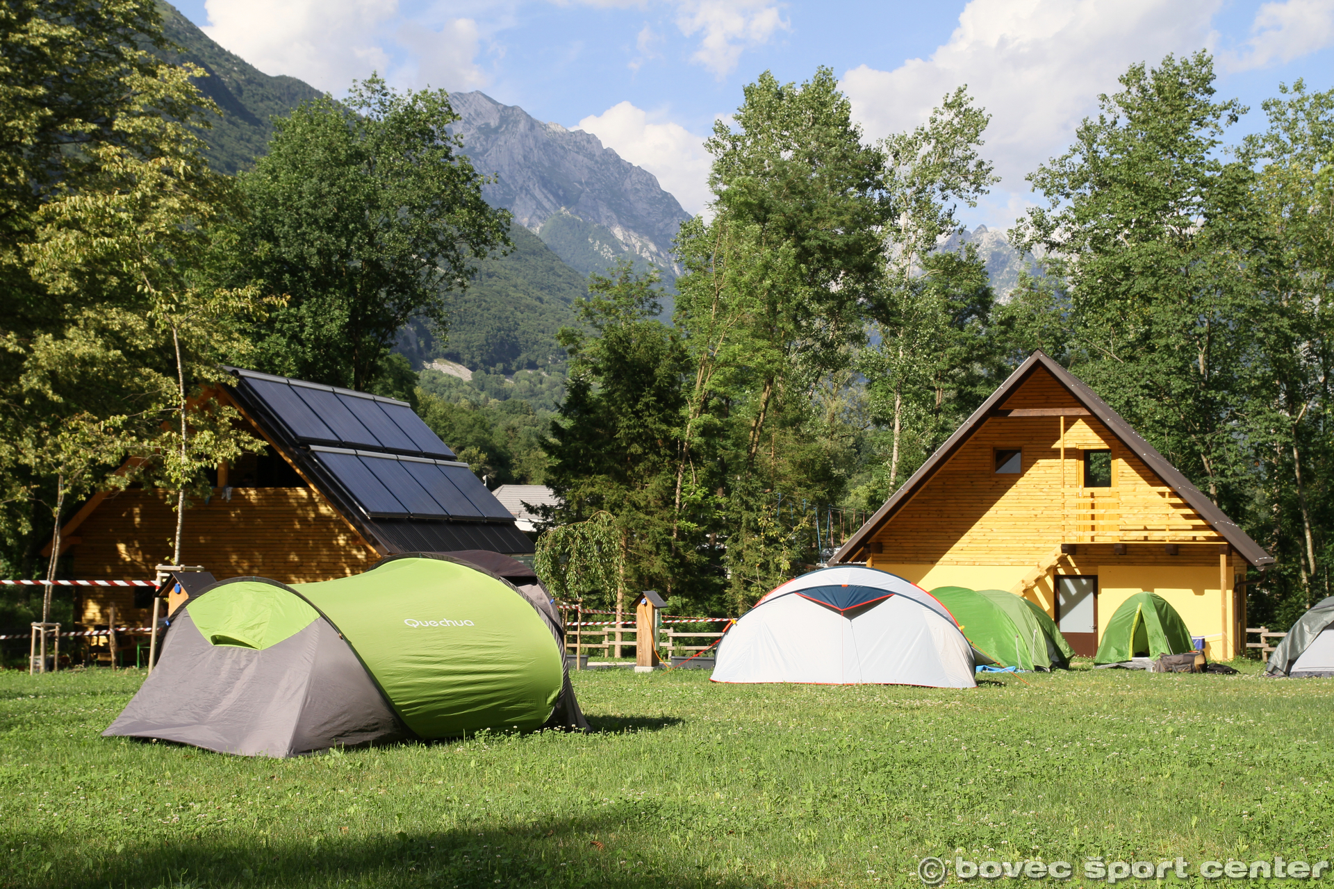 BASE CAMP BOVEC - car free camping place for tents